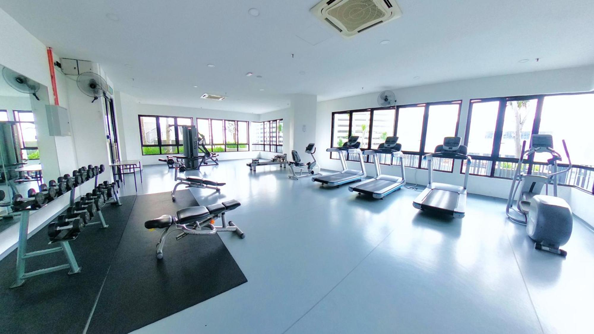 9Pax 2R2B Family Suite, I-City, I-Suite, Hyde, Beside Theme Park, Wifi 50-55" Smart Tv Shah Alam Bagian luar foto