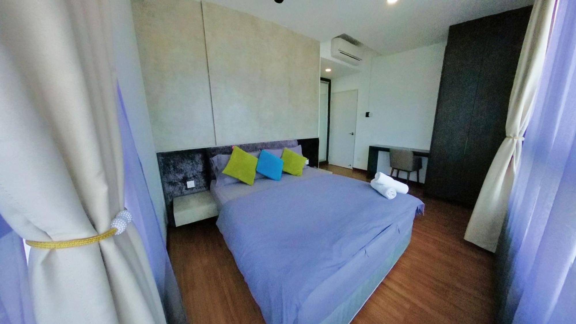 9Pax 2R2B Family Suite, I-City, I-Suite, Hyde, Beside Theme Park, Wifi 50-55" Smart Tv Shah Alam Bagian luar foto