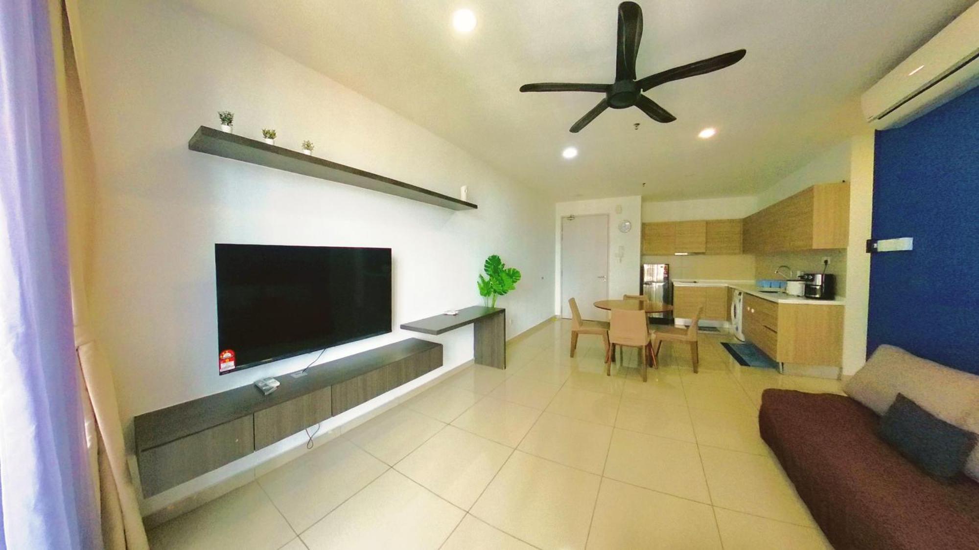 9Pax 2R2B Family Suite, I-City, I-Suite, Hyde, Beside Theme Park, Wifi 50-55" Smart Tv Shah Alam Bagian luar foto