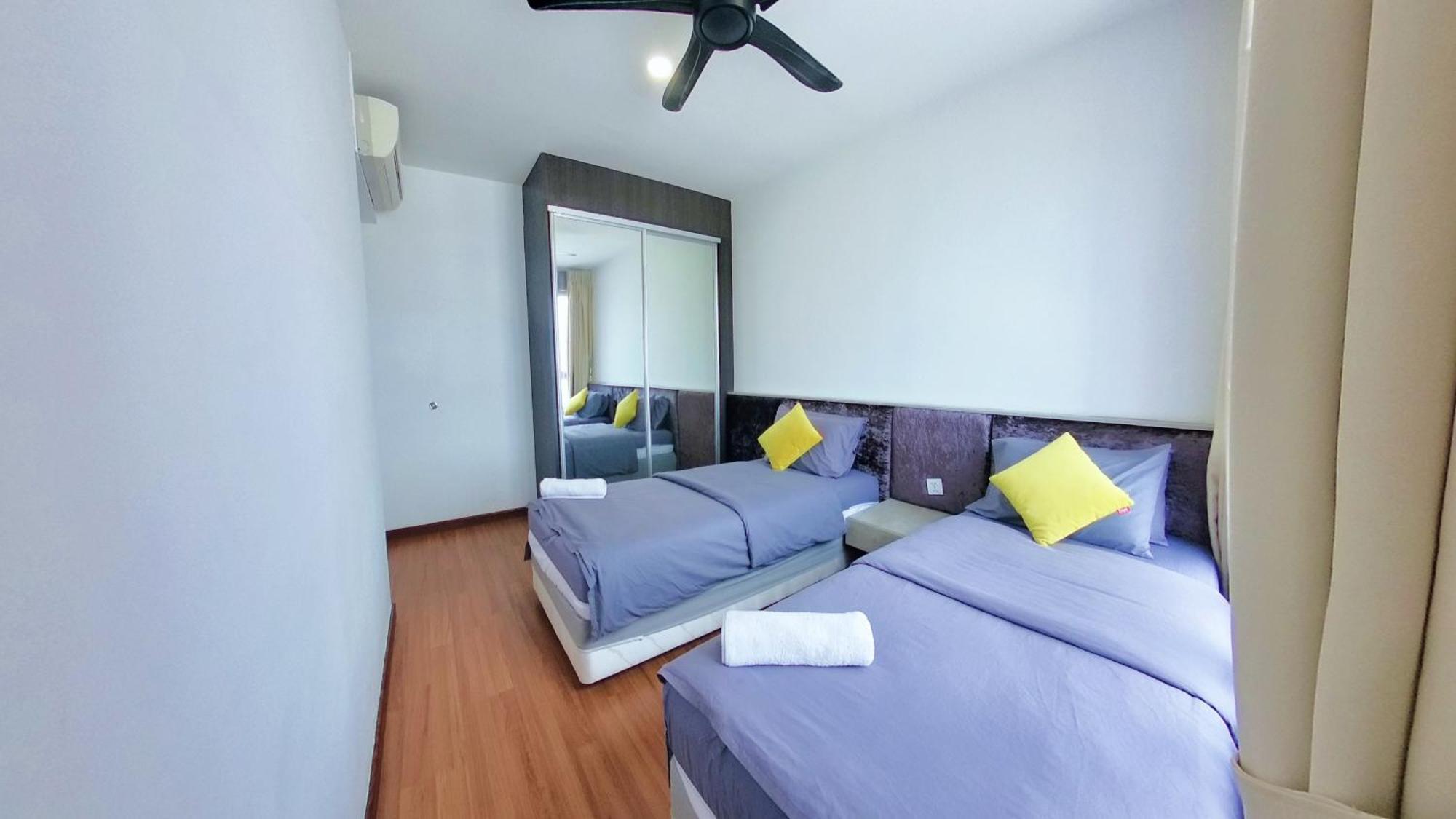 9Pax 2R2B Family Suite, I-City, I-Suite, Hyde, Beside Theme Park, Wifi 50-55" Smart Tv Shah Alam Bagian luar foto